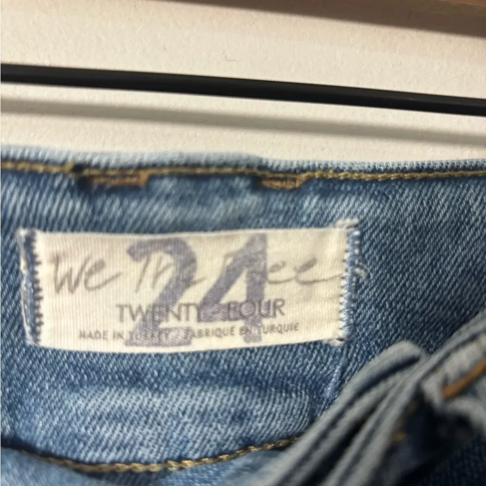 We The Free Jeans Women's junior 24 Slim Fit Bootcut Med Wash Blue Denim Boho